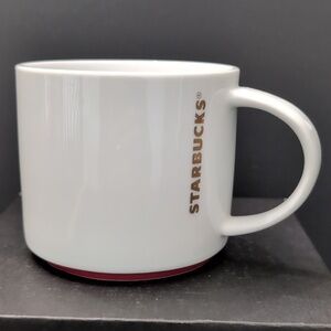 Starbucks 2012 Large White Stackable 16 oz Ceramic Coffee Mug .